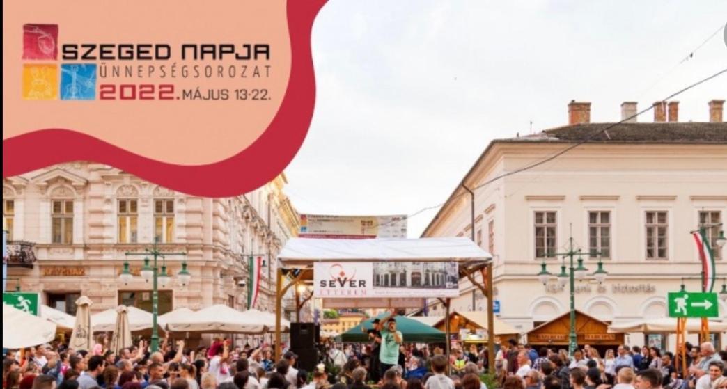 Апартаменты Dom Square-Centrum-Free Parking Сегед Экстерьер фото